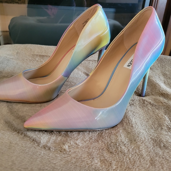 Steve Madden Pink and Yellow Heels Iridescent Stiletto Pumps - Picture 2 of 3